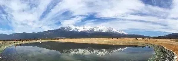 咫尺之遥,鬼斧神工天造物—丽江之晨玉龙雪山日出